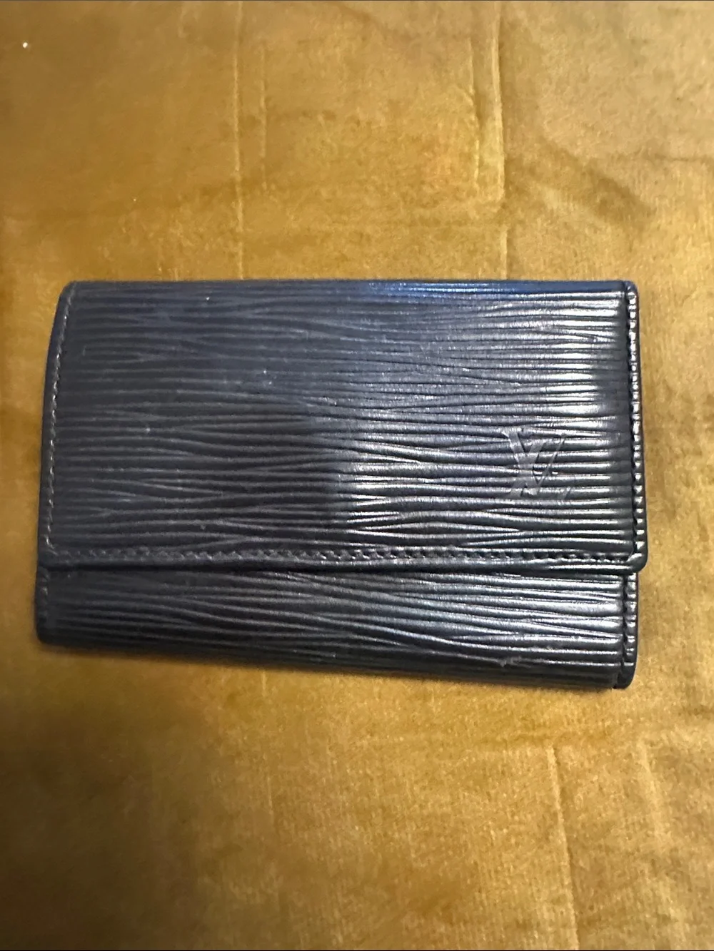 Louis Vuitton Black Epi Leather Key Cles
